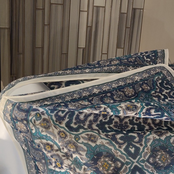 NWT Max Studio split sleeve printed top - Picture 7 of 8